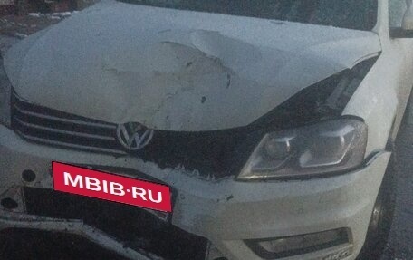 Volkswagen Passat B7, 2013 год, 650 000 рублей, 3 фотография