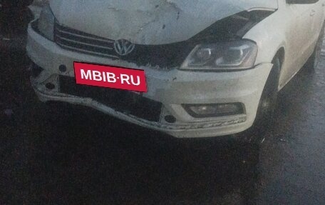 Volkswagen Passat B7, 2013 год, 650 000 рублей, 4 фотография