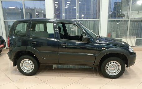 Chevrolet Niva I рестайлинг, 2018 год, 829 000 рублей, 4 фотография