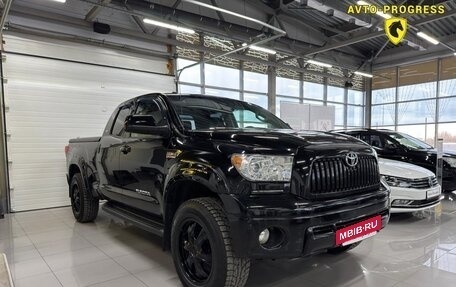 Toyota Tundra II, 2010 год, 2 950 000 рублей, 3 фотография