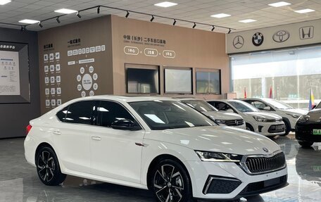 Skoda Octavia IV, 2022 год, 2 290 000 рублей, 2 фотография