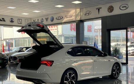 Skoda Octavia IV, 2022 год, 2 290 000 рублей, 4 фотография