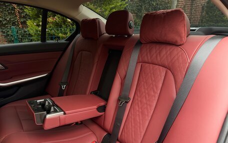 BMW 3 серия, 2024 год, 4 950 000 рублей, 17 фотография