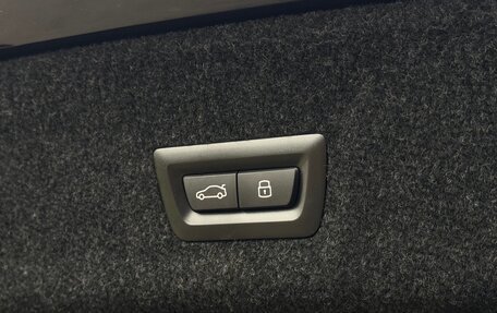 BMW 3 серия, 2024 год, 4 950 000 рублей, 21 фотография