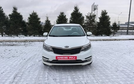 KIA Rio III рестайлинг, 2017 год, 700 000 рублей, 2 фотография