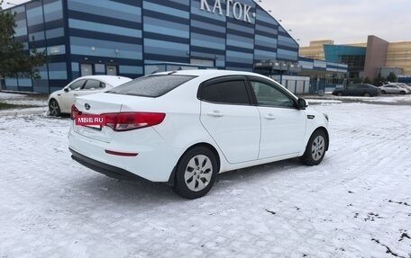 KIA Rio III рестайлинг, 2017 год, 700 000 рублей, 4 фотография