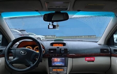 Toyota Avensis III рестайлинг, 2004 год, 700 000 рублей, 7 фотография