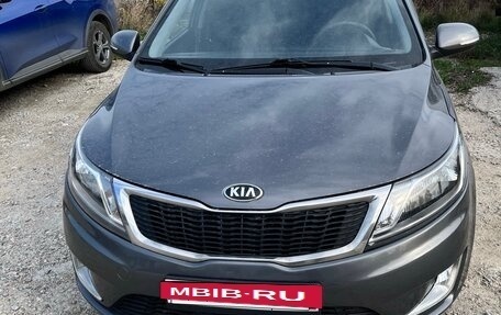KIA Rio III рестайлинг, 2013 год, 750 000 рублей, 3 фотография