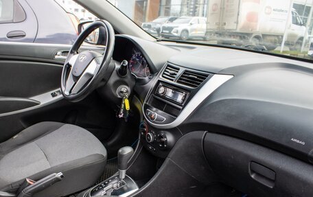 Hyundai Solaris II рестайлинг, 2011 год, 755 000 рублей, 13 фотография