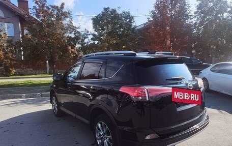 Toyota RAV4, 2019 год, 3 550 000 рублей, 3 фотография