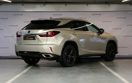 Lexus RX IV рестайлинг, 2018 год, 4 100 000 рублей, 7 фотография