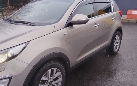 KIA Sportage III, 2015 год, 1 680 000 рублей, 2 фотография