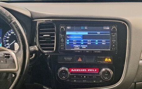 Mitsubishi Outlander III рестайлинг 3, 2013 год, 1 200 000 рублей, 18 фотография