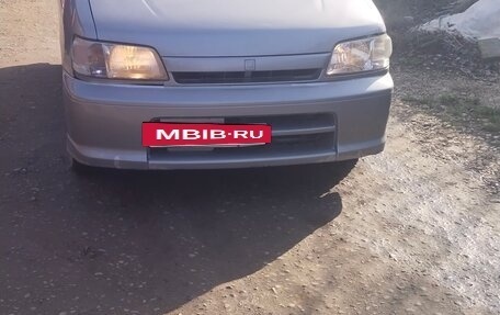 Nissan Cube II, 2000 год, 195 000 рублей, 7 фотография