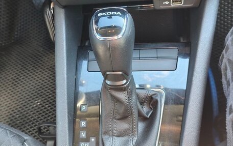 Skoda Octavia, 2018 год, 1 800 000 рублей, 30 фотография