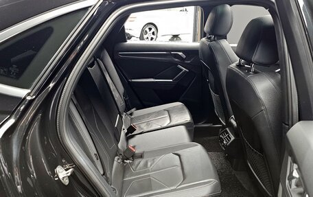 Audi Q3, 2023 год, 2 050 000 рублей, 12 фотография