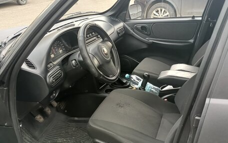 Chevrolet Niva I рестайлинг, 2011 год, 530 000 рублей, 5 фотография