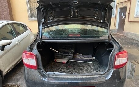 Renault Logan II, 2019 год, 1 200 000 рублей, 4 фотография