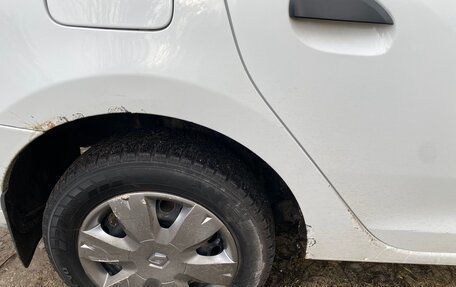 Renault Logan II, 2020 год, 750 000 рублей, 17 фотография