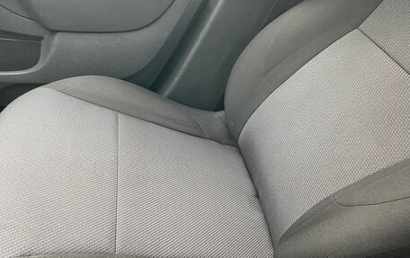 Renault Logan II, 2020 год, 750 000 рублей, 20 фотография