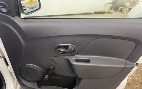 Renault Logan II, 2020 год, 750 000 рублей, 32 фотография