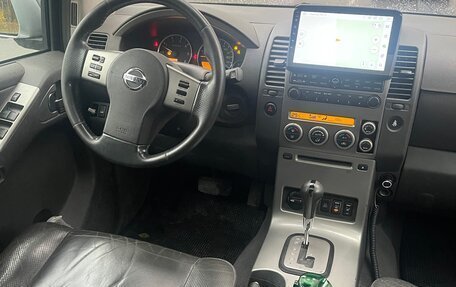 Nissan Pathfinder, 2006 год, 900 000 рублей, 15 фотография