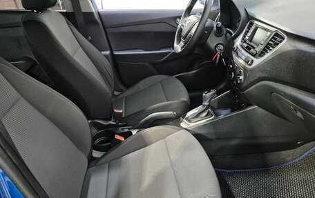 Hyundai Solaris II рестайлинг, 2017 год, 995 000 рублей, 13 фотография