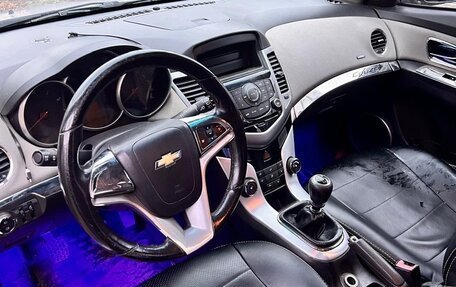 Chevrolet Cruze II, 2012 год, 850 000 рублей, 7 фотография