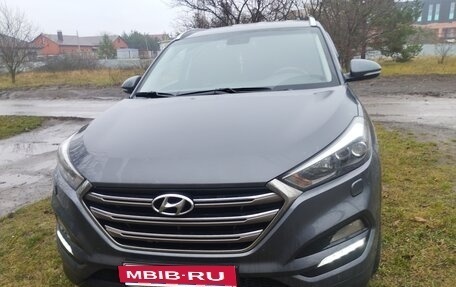 Hyundai Tucson III, 2017 год, 1 940 000 рублей, 2 фотография