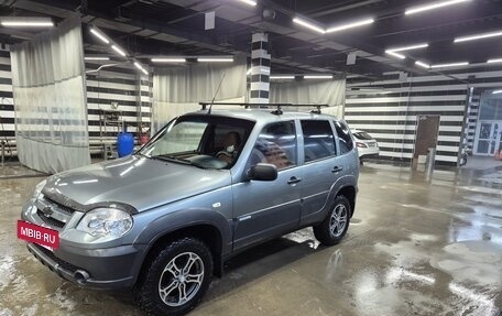 Chevrolet Niva I рестайлинг, 2013 год, 500 000 рублей, 15 фотография