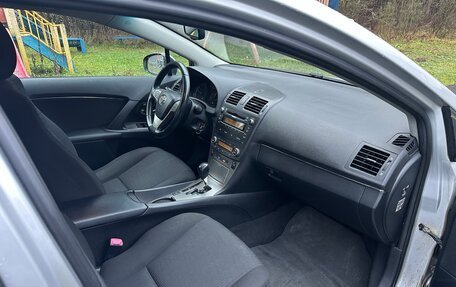 Toyota Avensis III рестайлинг, 2009 год, 1 300 000 рублей, 13 фотография