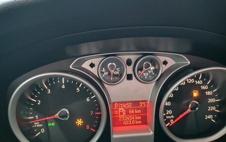 Ford Focus II рестайлинг, 2011 год, 550 000 рублей, 17 фотография