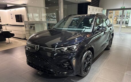 Volkswagen Tiguan, 2025 год, 5 299 000 рублей, 2 фотография