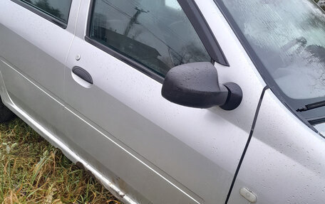 Renault Logan I, 2015 год, 210 000 рублей, 3 фотография