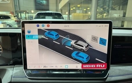 Volkswagen Tiguan, 2025 год, 5 299 000 рублей, 16 фотография