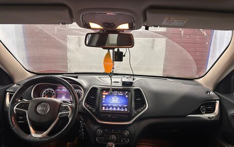 Jeep Cherokee, 2014 год, 1 575 000 рублей, 18 фотография