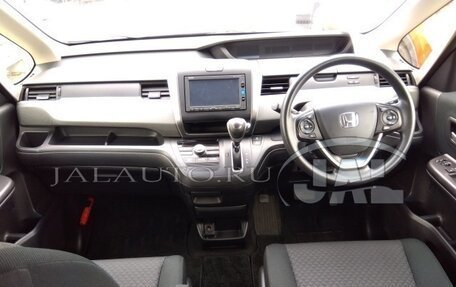 Honda Freed II, 2017 год, 1 460 000 рублей, 7 фотография