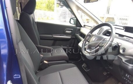 Honda Freed II, 2017 год, 1 460 000 рублей, 6 фотография