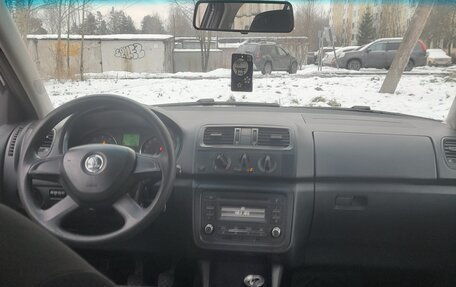 Skoda Fabia II, 2013 год, 475 000 рублей, 10 фотография