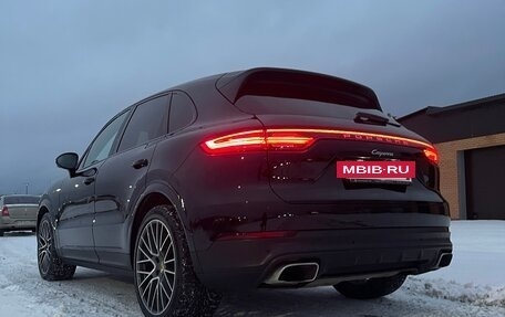 Porsche Cayenne III, 2018 год, 6 770 000 рублей, 8 фотография