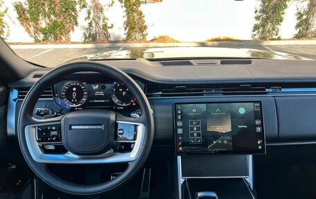 Land Rover Range Rover IV рестайлинг, 2025 год, 34 000 000 рублей, 2 фотография