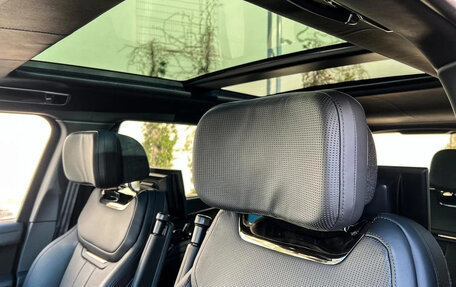 Land Rover Range Rover IV рестайлинг, 2025 год, 34 000 000 рублей, 18 фотография