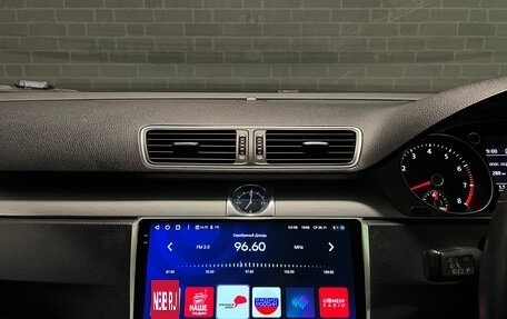 Volkswagen Passat B7, 2011 год, 1 275 000 рублей, 14 фотография