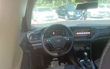 Volkswagen T-Roc I, 2021 год, 1 640 002 рублей, 5 фотография