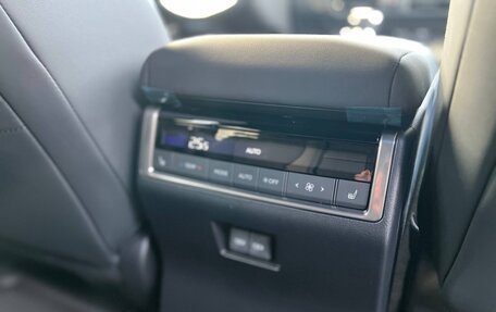 Lexus GX, 2024 год, 15 300 000 рублей, 12 фотография