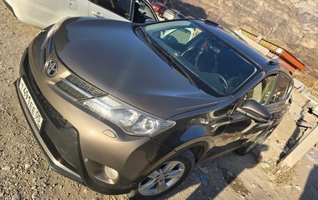Toyota RAV4, 2013 год, 1 750 000 рублей, 2 фотография