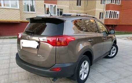Toyota RAV4, 2013 год, 1 750 000 рублей, 10 фотография