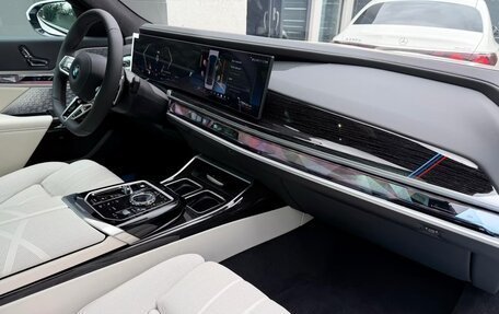 BMW 7 серия, 2025 год, 16 500 000 рублей, 7 фотография