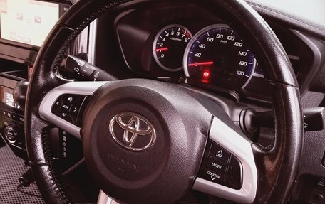 Toyota Roomy I, 2017 год, 1 000 000 рублей, 12 фотография