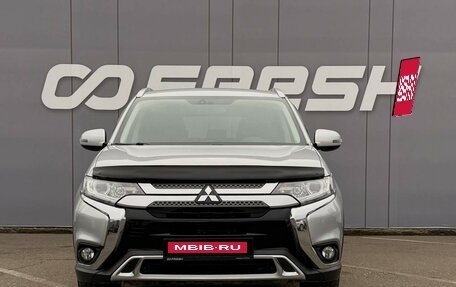 Mitsubishi Outlander III рестайлинг 3, 2019 год, 2 179 000 рублей, 3 фотография